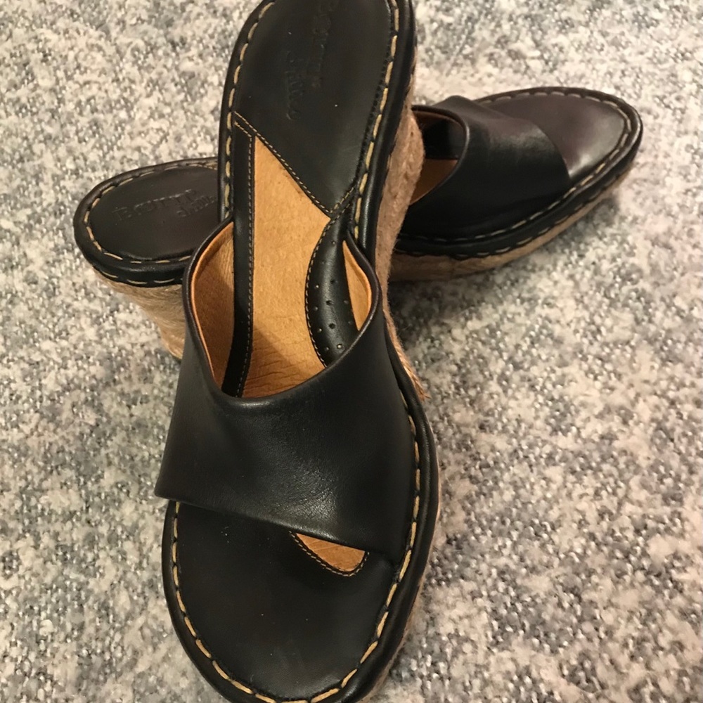 BORN  Platform Sandals